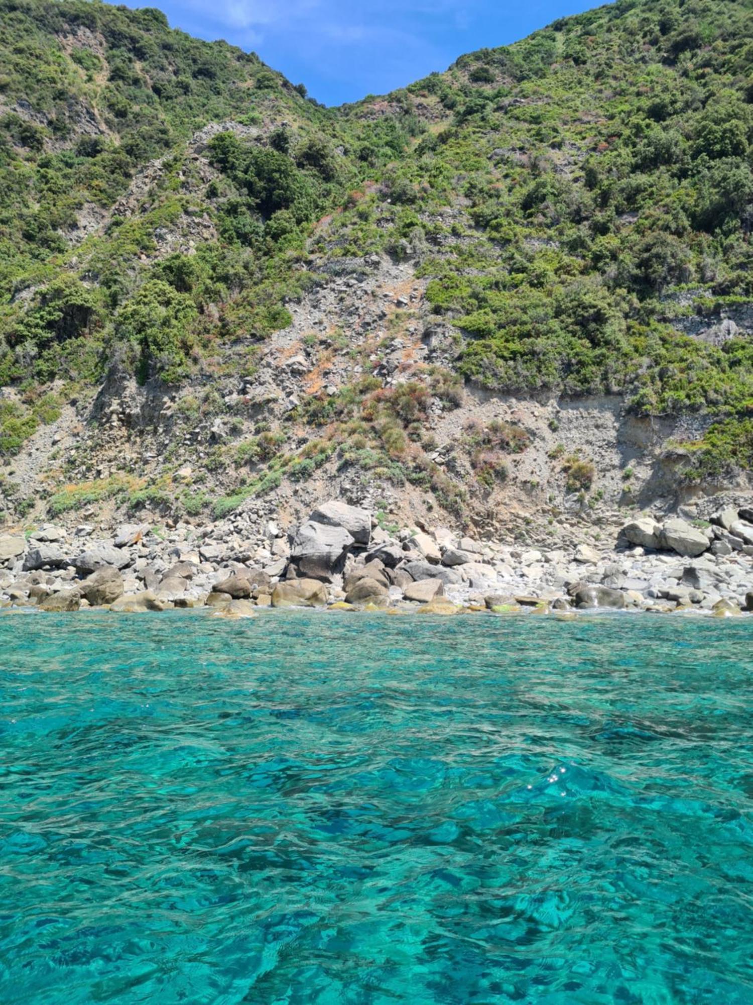 San Giovanni Apt, Seaview Terrace, 2 Aircondo Bdr, Easy From Train Or Private Parking Riomaggiore Exterior photo