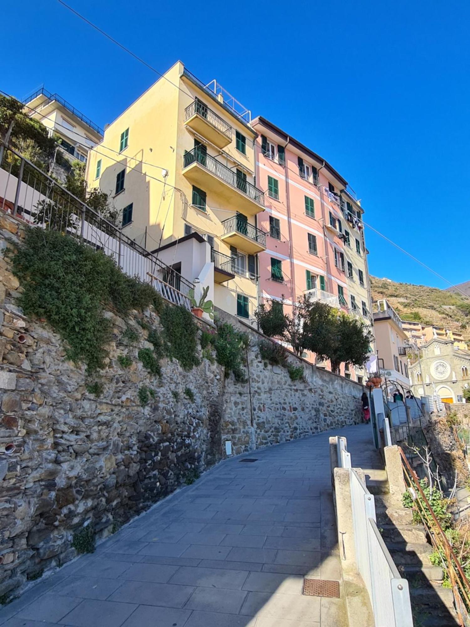 San Giovanni Apt, Seaview Terrace, 2 Aircondo Bdr, Easy From Train Or Private Parking Riomaggiore Exterior photo